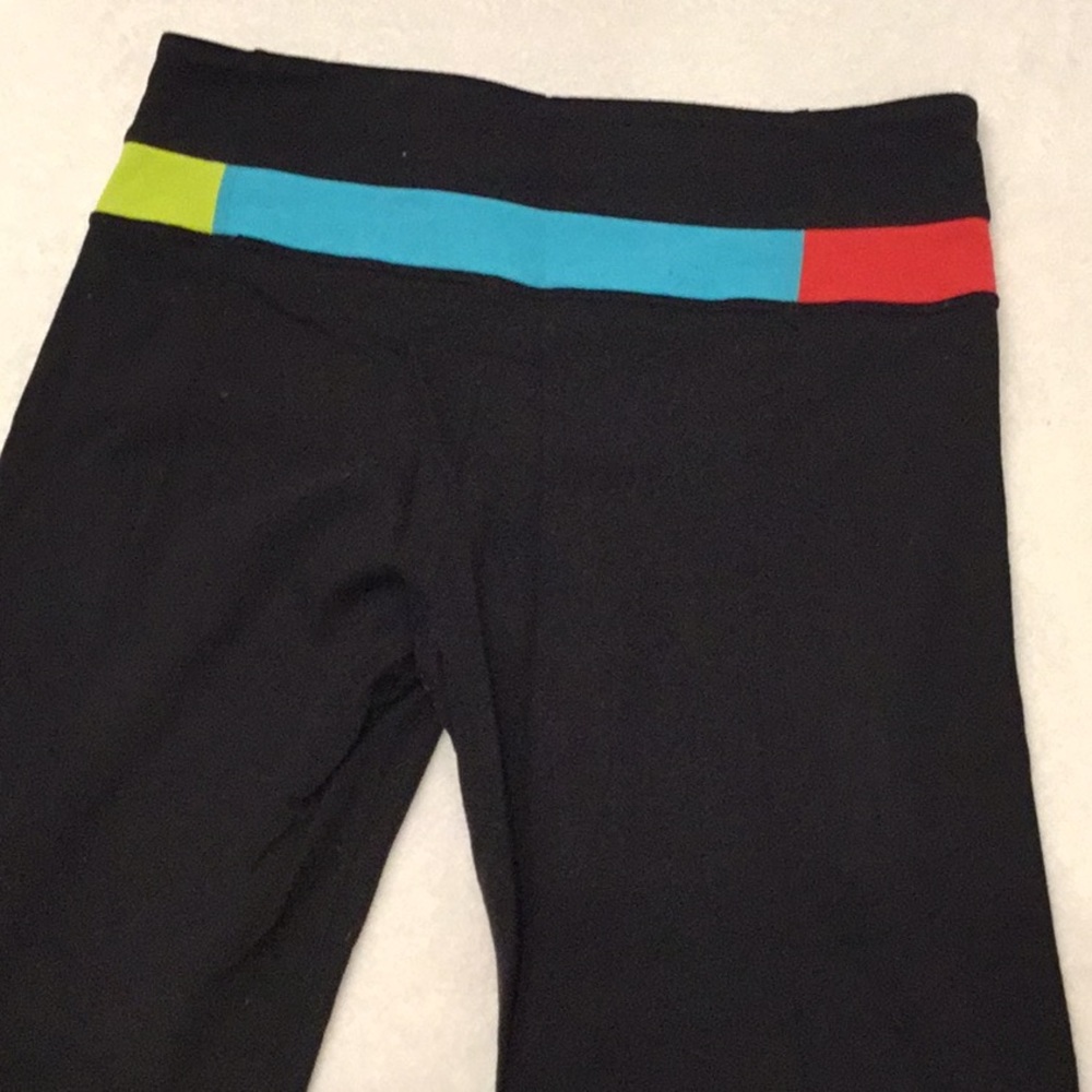 Lululemon Reversible Throw Back Bootleg Pants - image 1